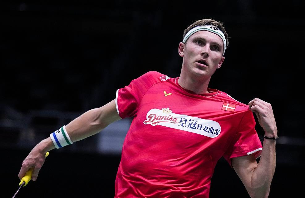 法国队逆转中国队，安赛龙统治全场