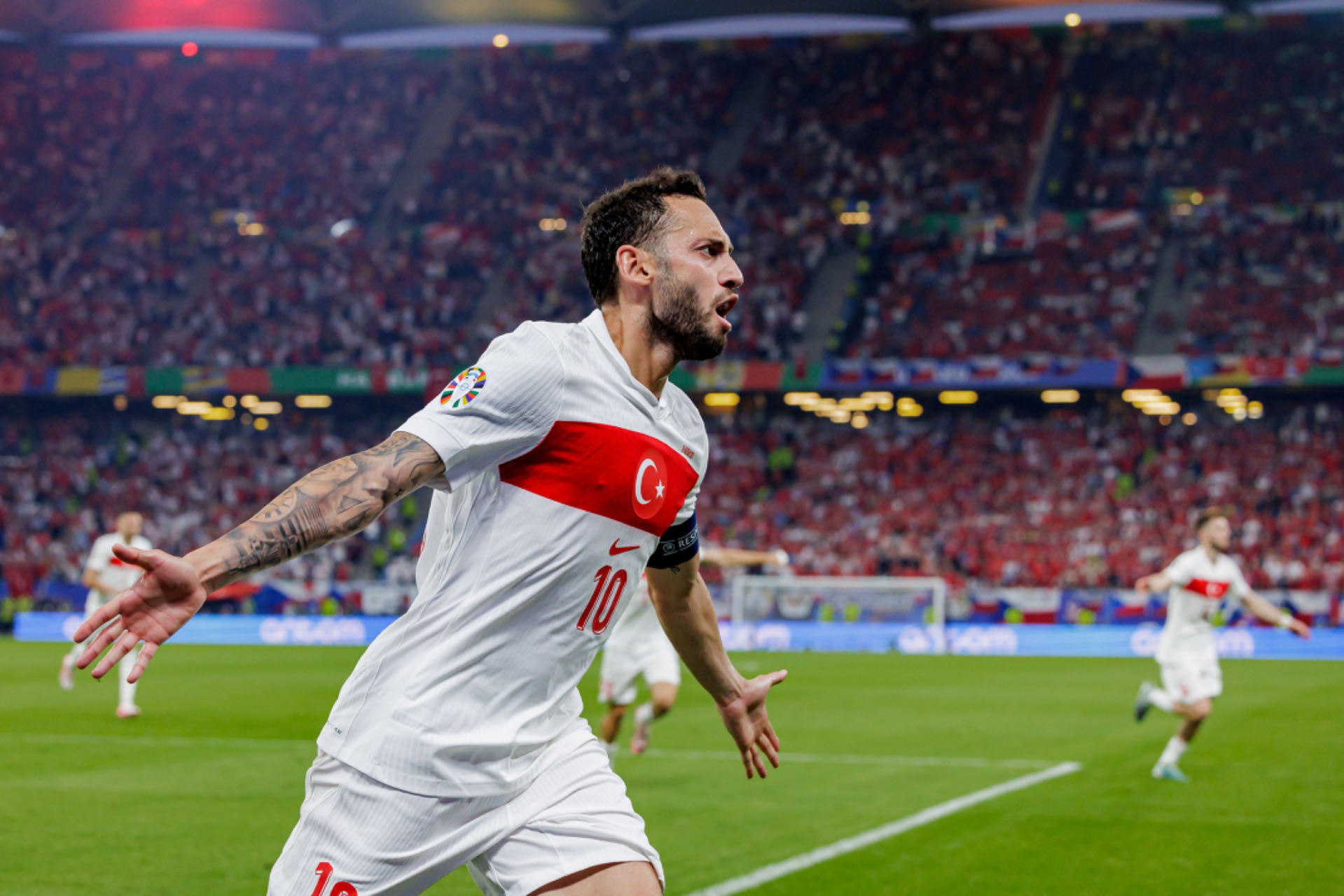 克罗地亚横扫土耳其，门迪点燃赛场的简单介绍